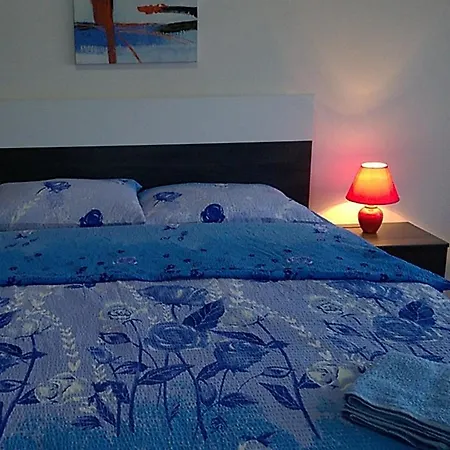 Felix Apartment *