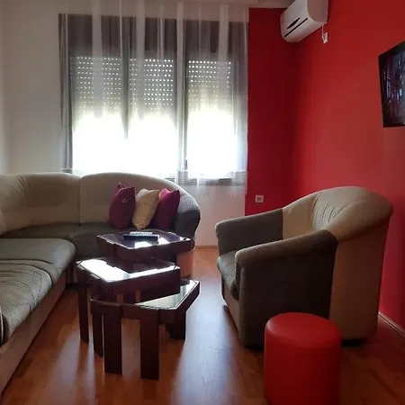 Felix Apartment *